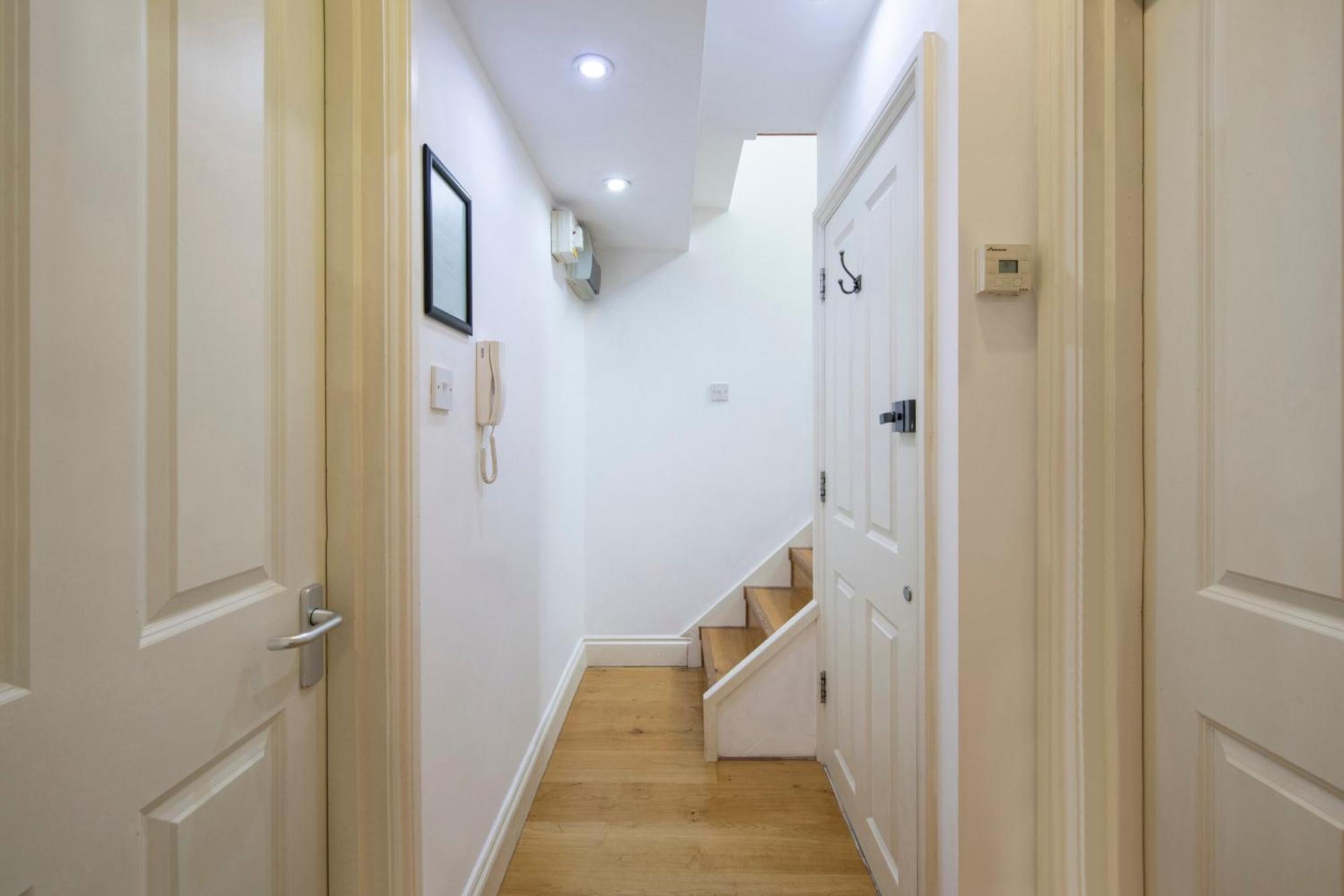 Appartamento The Hideaway - Oxford Circus - By Frankie Says Londra Esterno foto